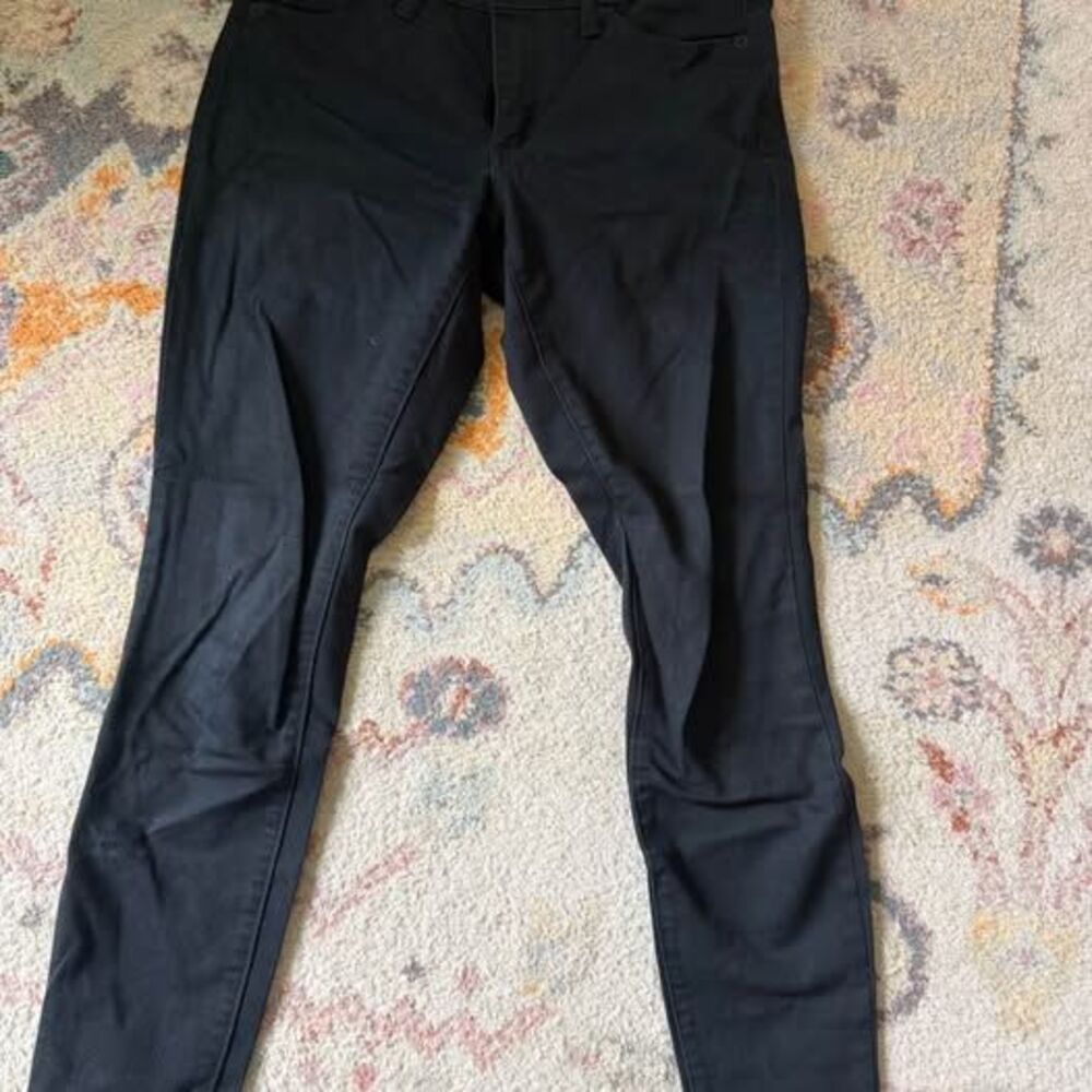 Universal Threads Black Skinny Jeans
